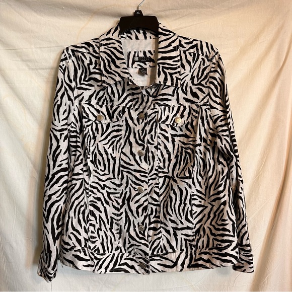 Carole Little Woman Jacket - Picture 2 of 7